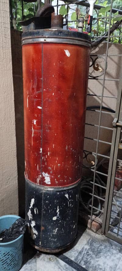 old scrap 35 ltr geyser for sale