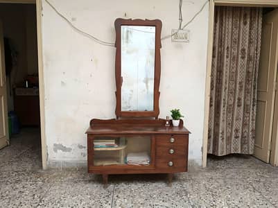 Solid Wood Vintage Dressing Table with Large Mirror for Sale
