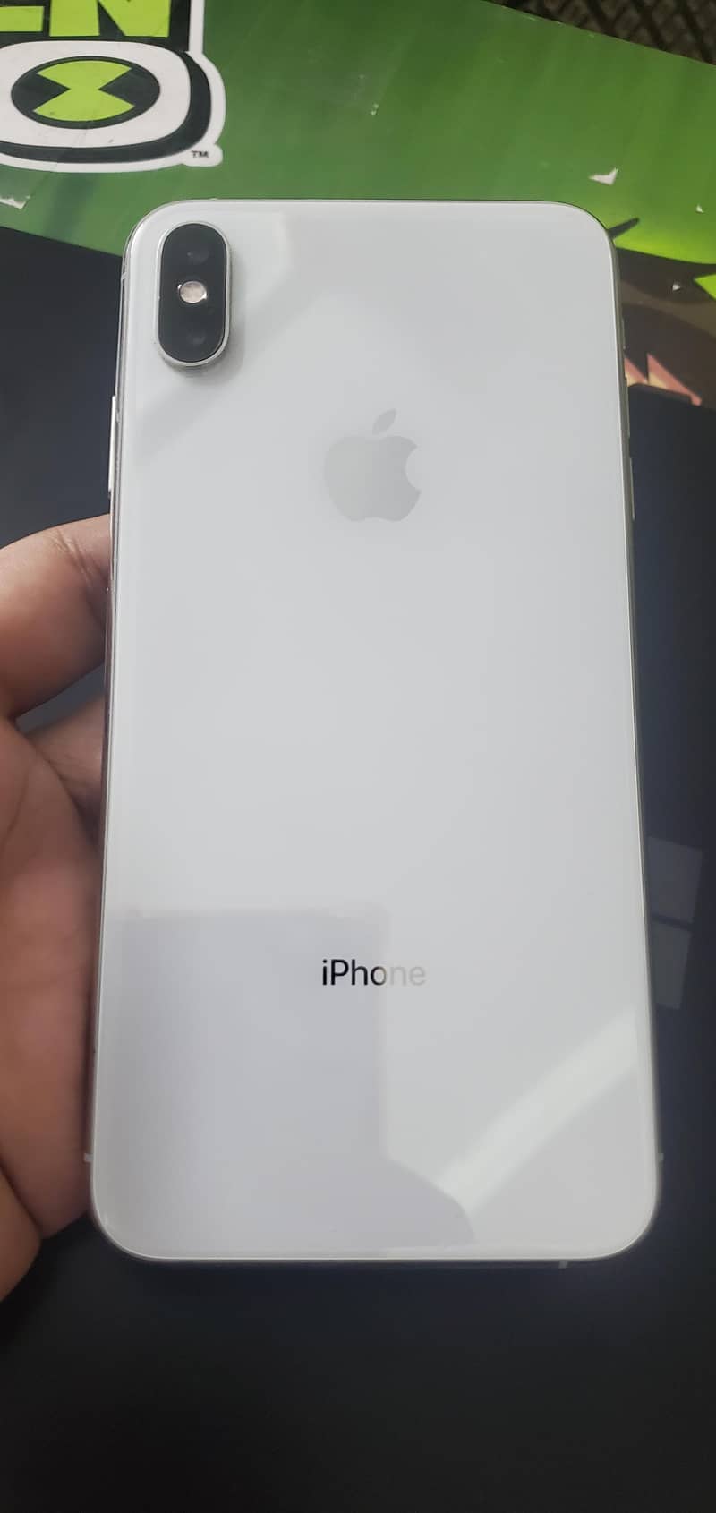 Apple iPhone XS Max 2