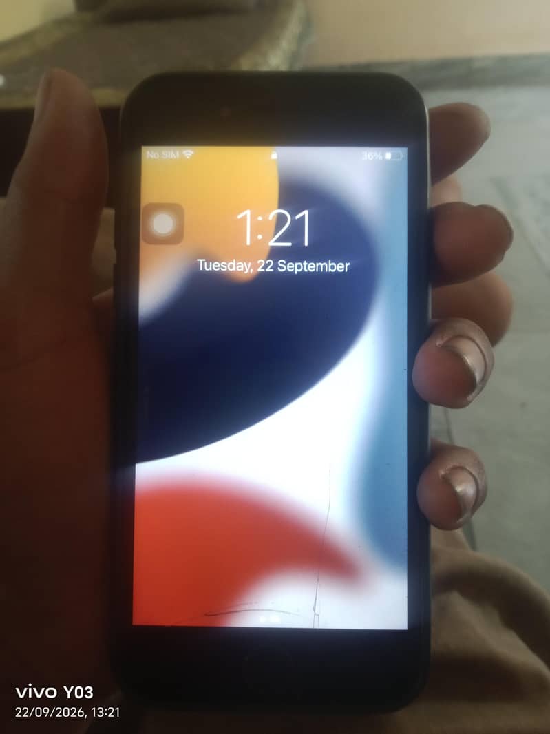 Apple iPhone 7 1