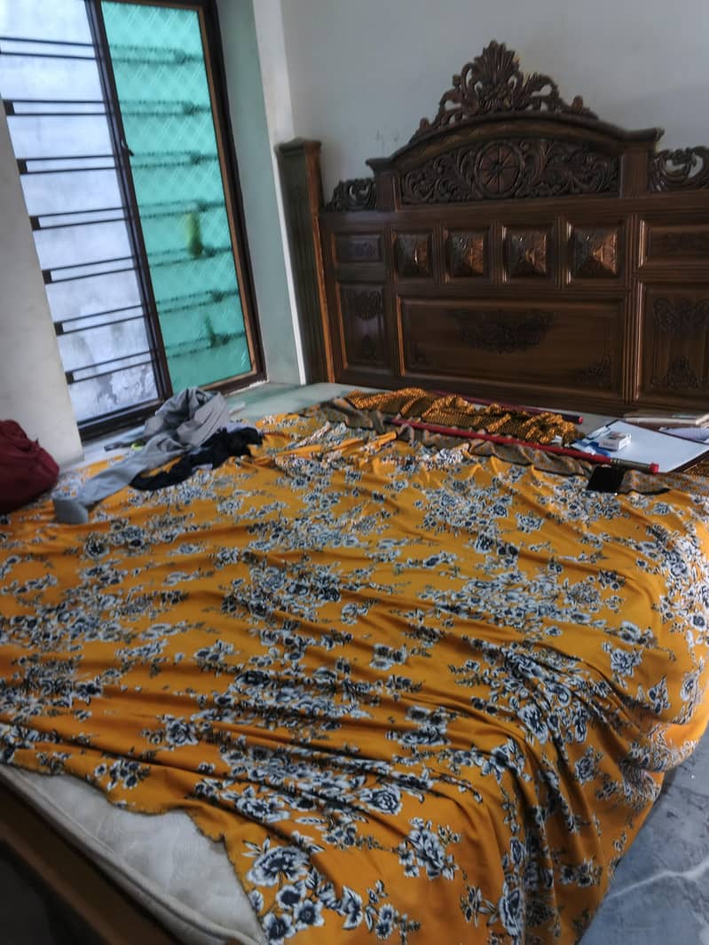 king size bed 3