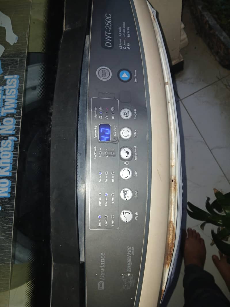 Used Dawlance Fully Automatic Washing Machine 0