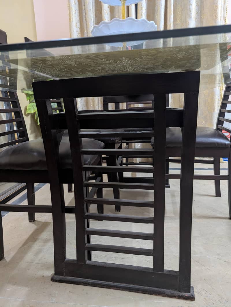 Dining table 6 seater 2