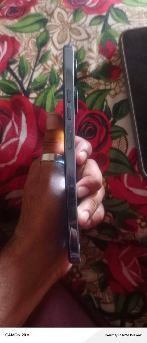 Tecno CAMON 20 1