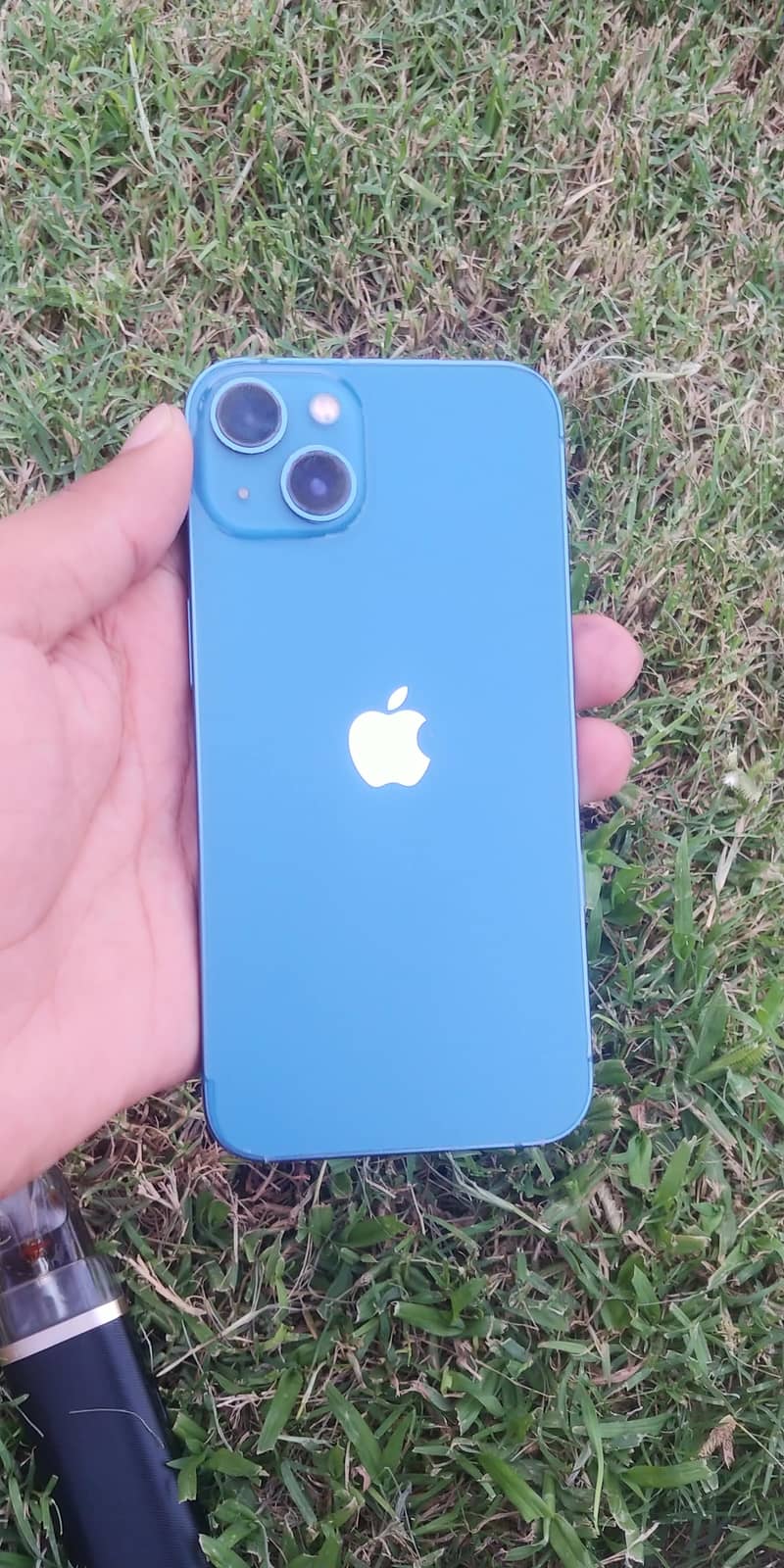 Apple iPhone 13 0