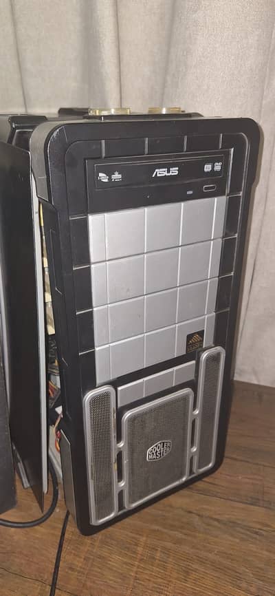 Gaming PC + Monitor