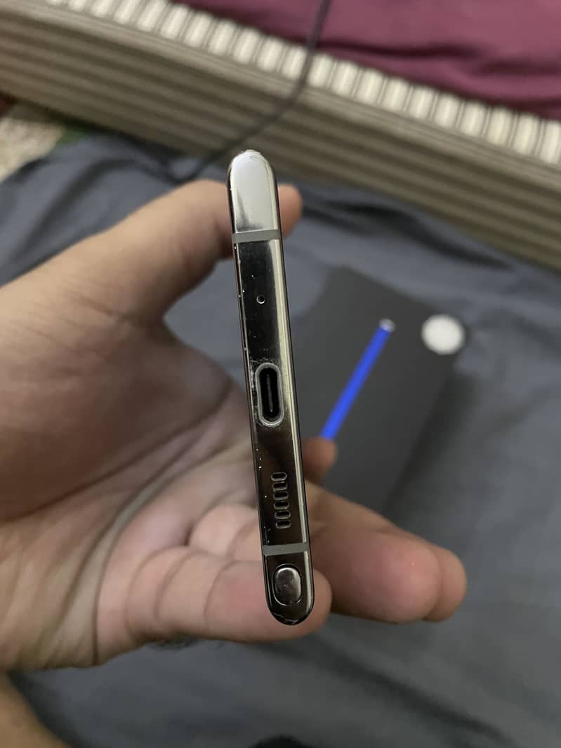 Note 10plus 9