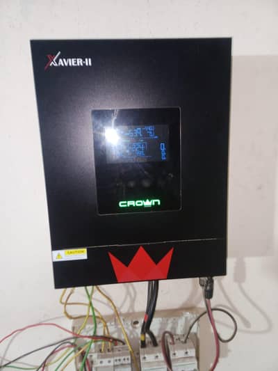 Crown 5.6KW hybrid solar inverter