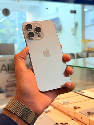 Apple iPhone 15 Pro Max