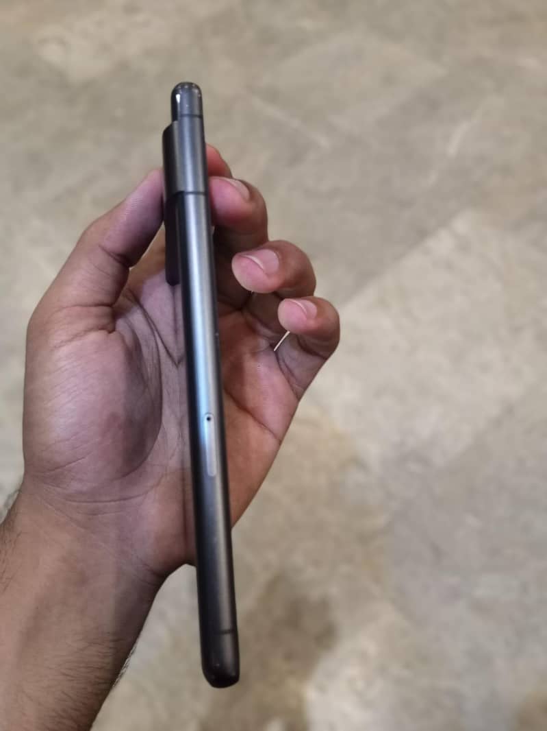 Google Pixel 7 3