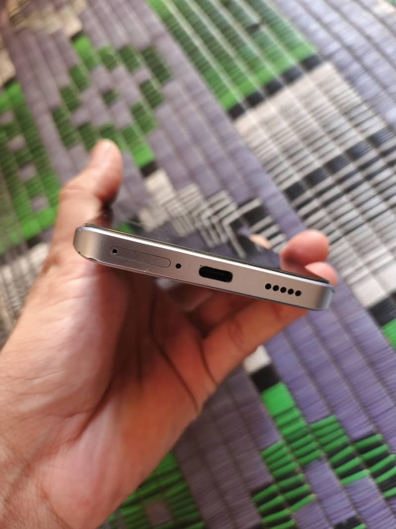 Xiaomi Redmi Note 13 Pro Plus 2