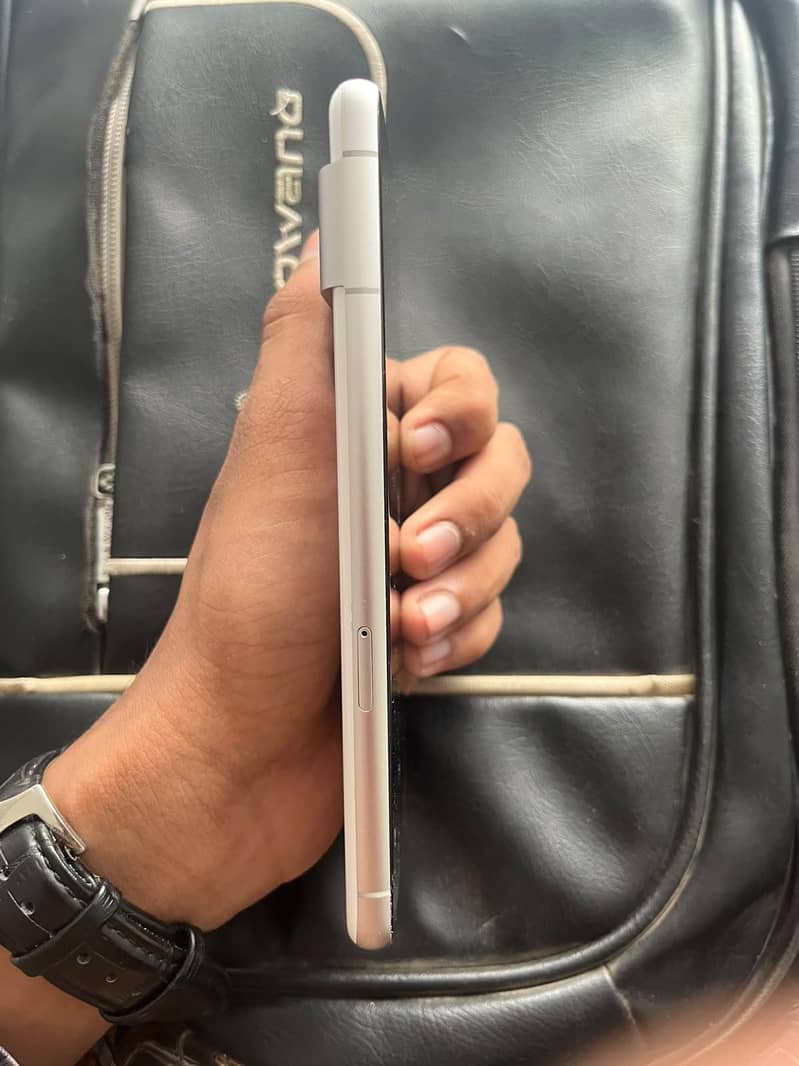 Google Pixel 7 2