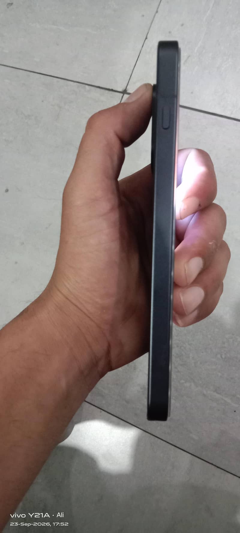 OnePlus 13s 4
