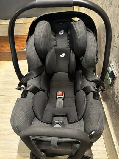 Joie car seat / carry cot