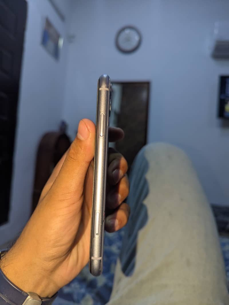 Apple iPhone 11 1