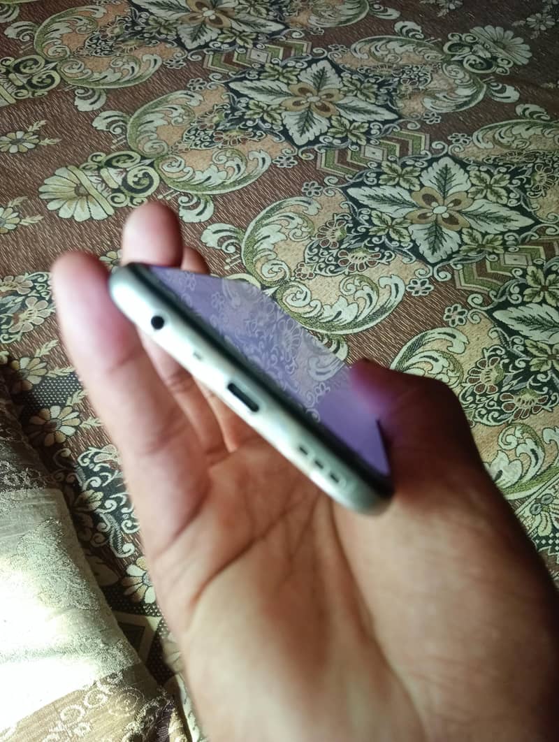 OPPO A16 1
