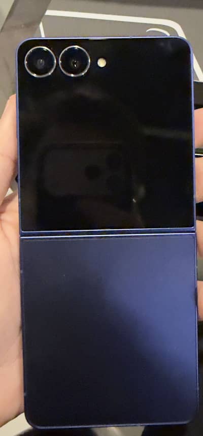 Samsung Mobile Z Flip 7