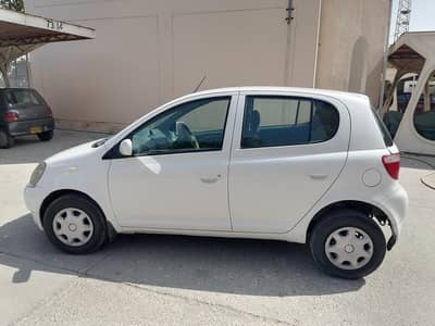 Toyota Vitz 2001