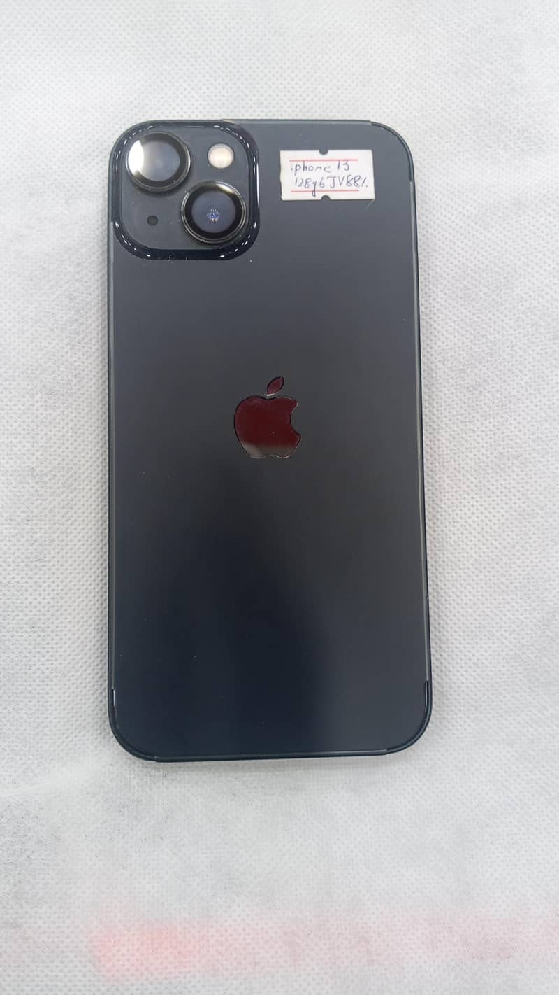 Apple iPhone 13 4