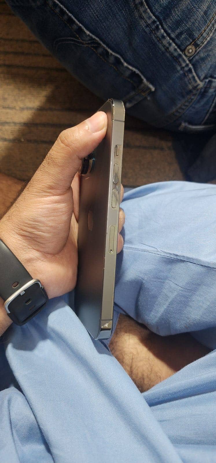 Apple iPhone 13 Pro 3