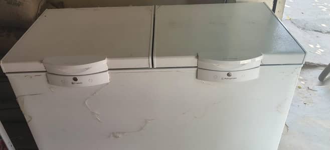 Dawlance freezer and Refrigerator (2 Box)