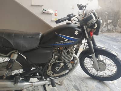 Suzuki GS 150 restored