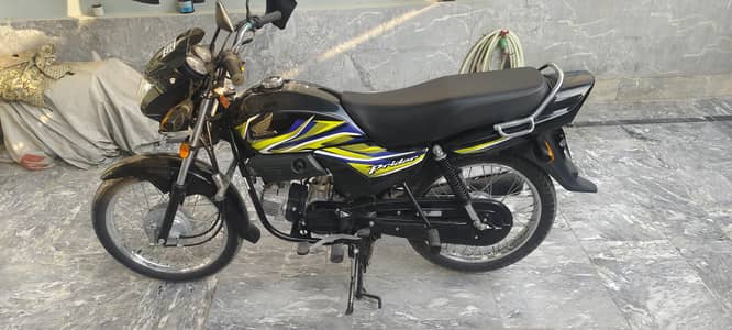 Honda prioder