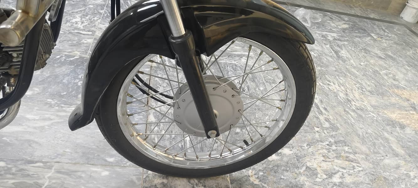 Honda prioder 5