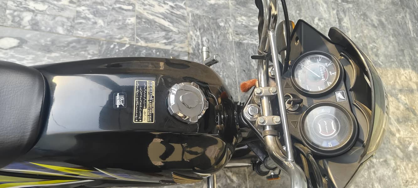 Honda prioder 6