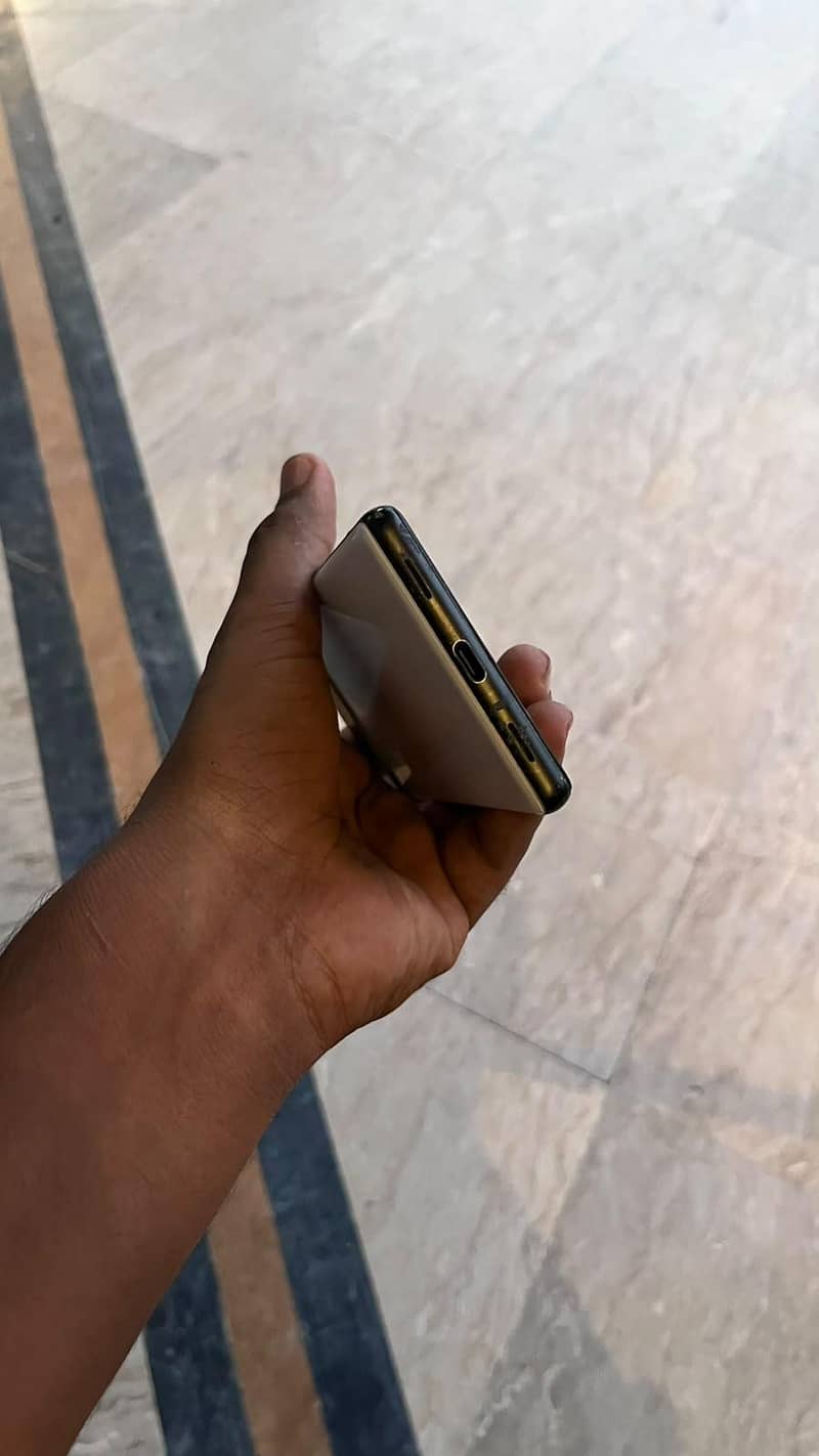 Google Pixel 6a 5