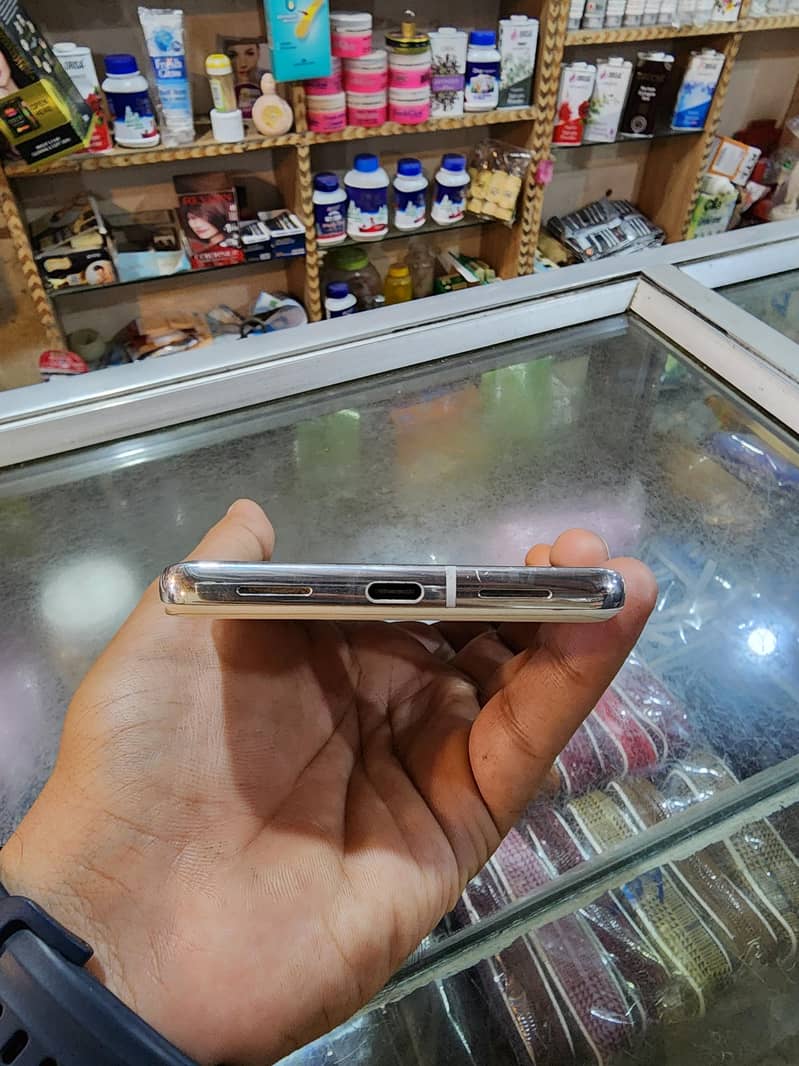 Google Pixel 7 Pro 2