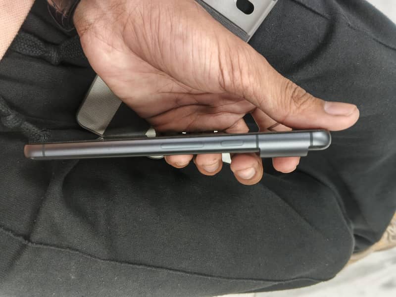 Google Pixel 8 3