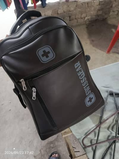 swiss Gear Leather Bag