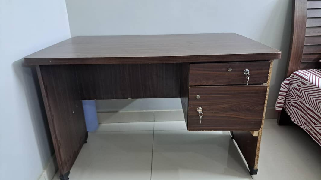 Wooden Study/Office Table/Computer Table with 2 Lockable Drawers 1