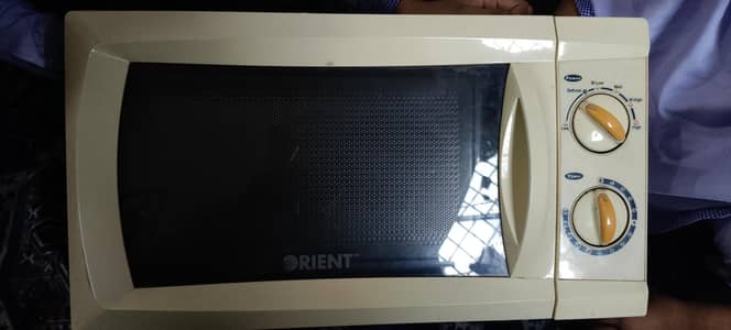 I want sale Owen good condition neet & clean
