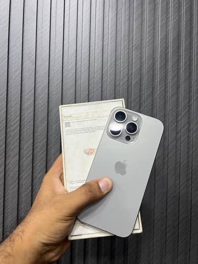 Apple iPhone 16 Pro – Natural Titanium – SIM Locked JV