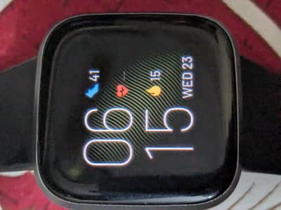 Fitbit versa 2  Smart watch- good condition - with original charger i