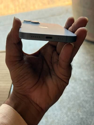 Apple iPhone 14