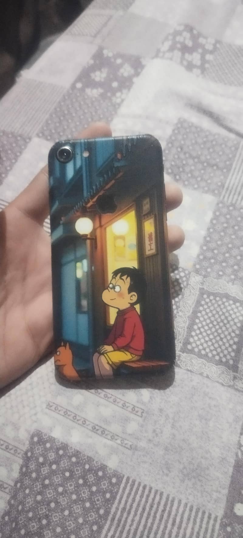 Apple iPhone 7 0