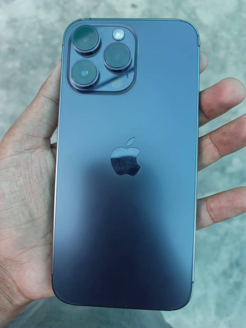 Apple iPhone 14 Pro Max 3