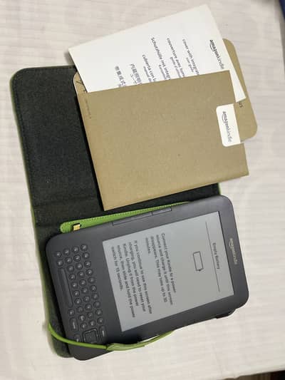 Amazon kindle 3rd generation with original accessories