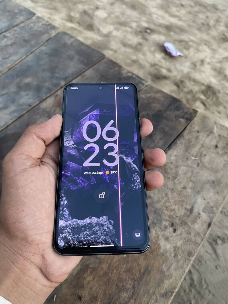 Google Pixel 8 5