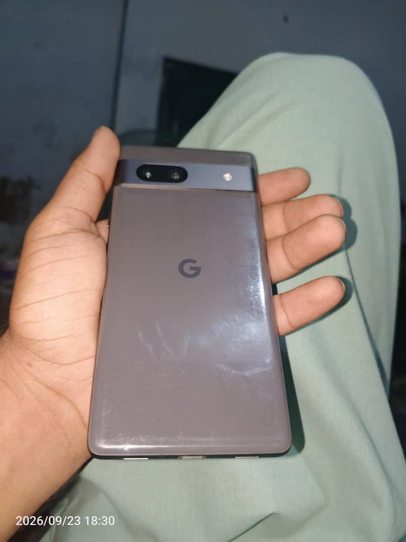 Google Pixel 7a 1
