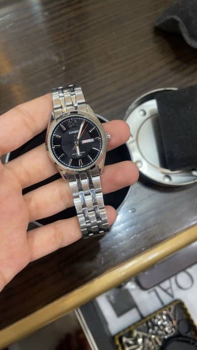 Casio Enticer series MTP-1335D-1A