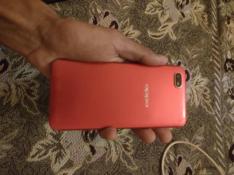 OPPO A1 0