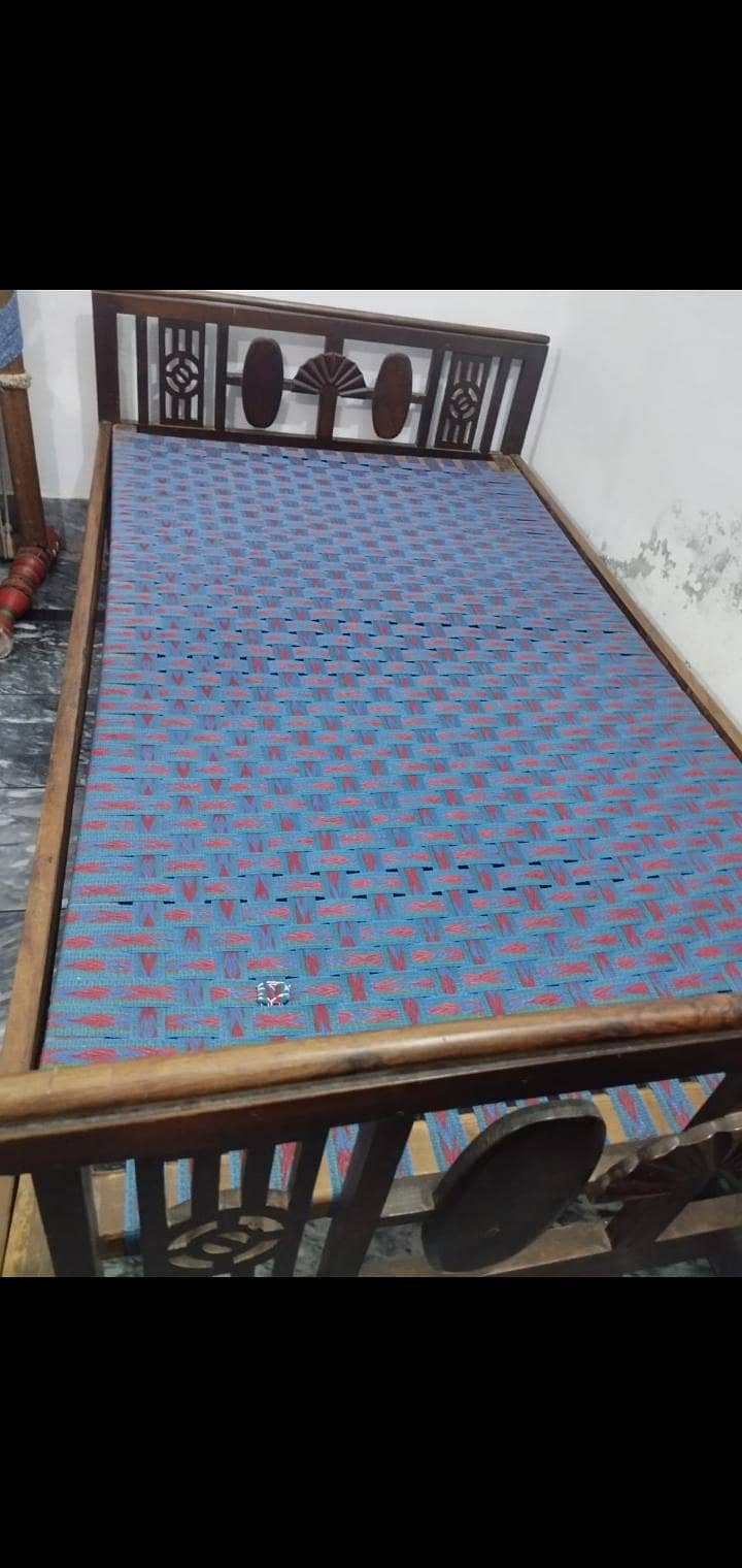 Single Bed 0