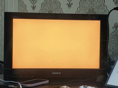SONY BRAVIA 22-inch LCD TV KLV-22BX300