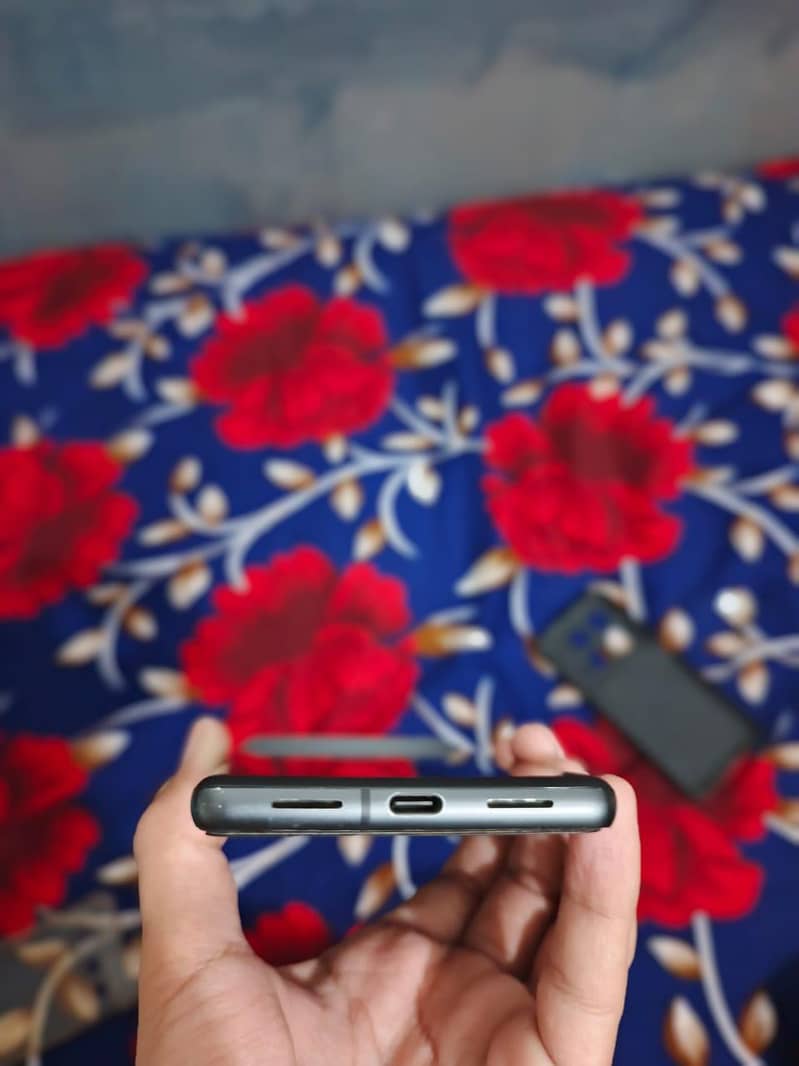 Google Pixel 7 6
