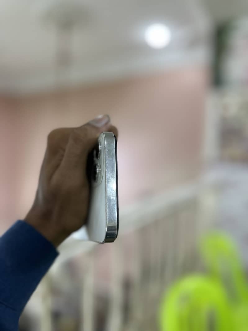 Apple iPhone 12 Pro Max 2