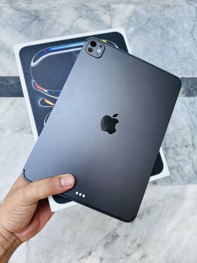 ipad pro M5 pro 512 Gb wifi Cellular 11 inch